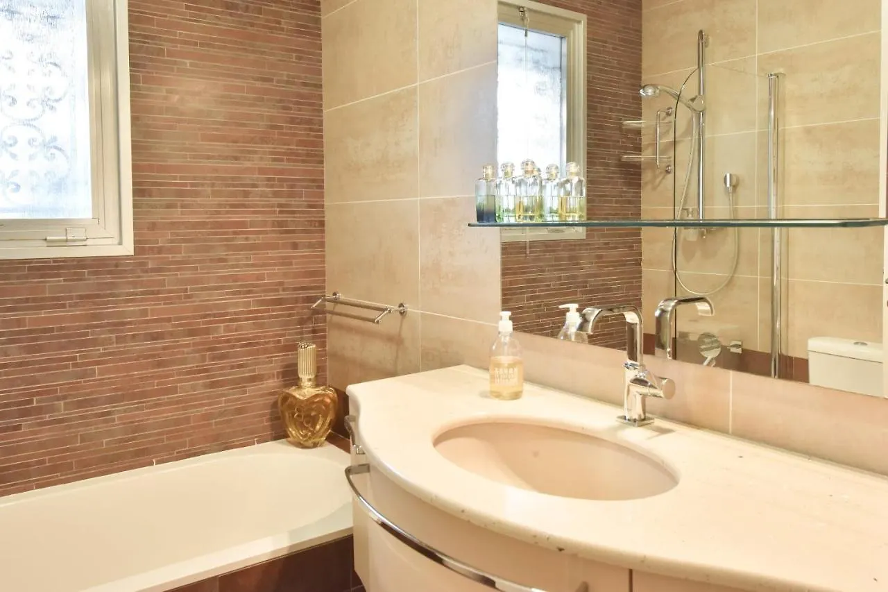 Cote D'Azur Sea View Tennis Beach Access Vallauris 0*,  Francie
